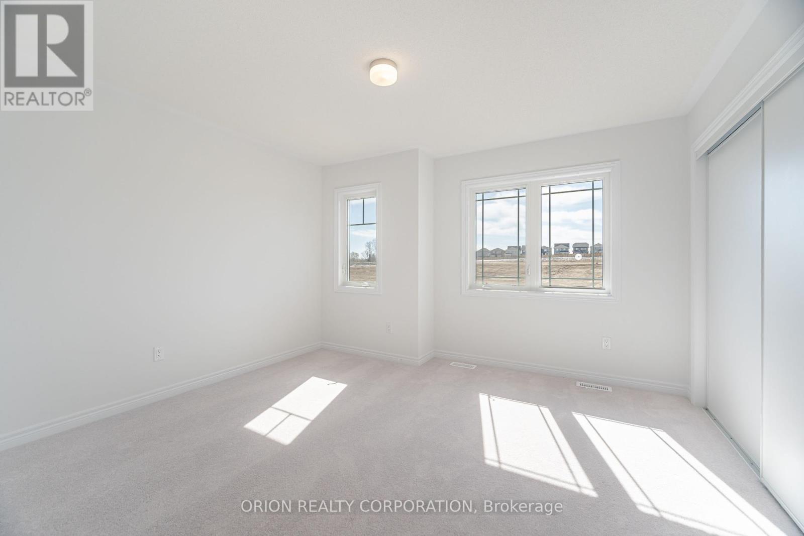 138 Thicketwood Avenue, Barrie, Ontario  L9J 0W8 - Photo 25 - S12062643