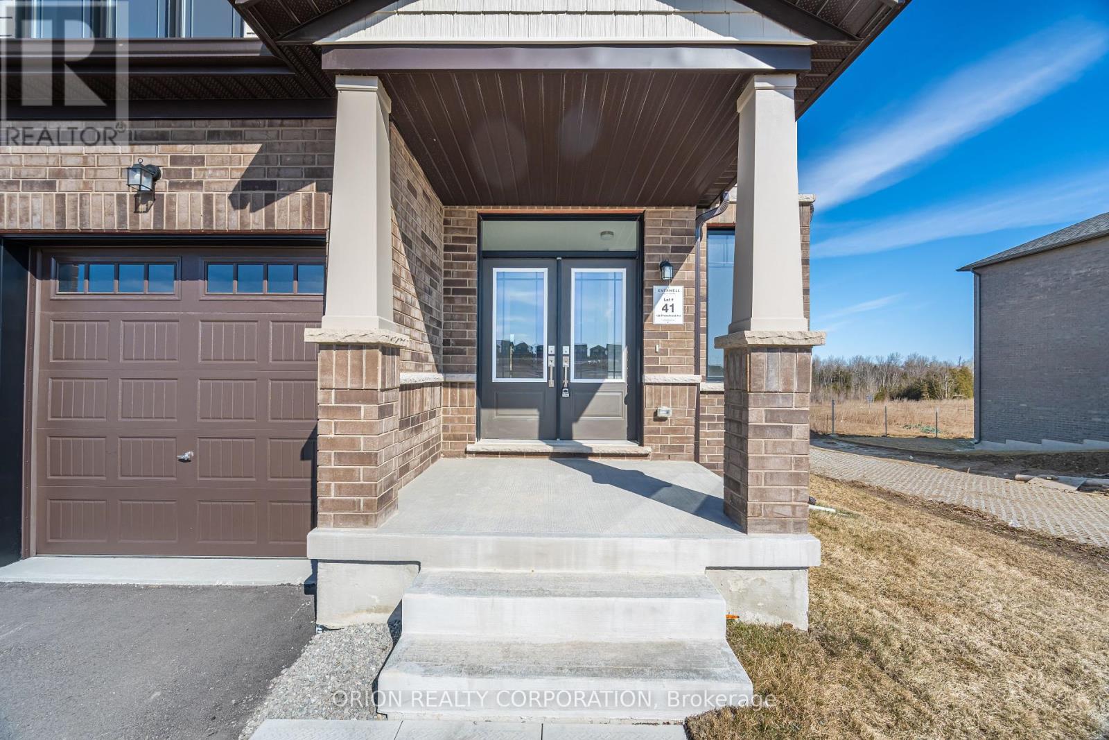 138 Thicketwood Avenue, Barrie, Ontario  L9J 0W8 - Photo 4 - S12062643