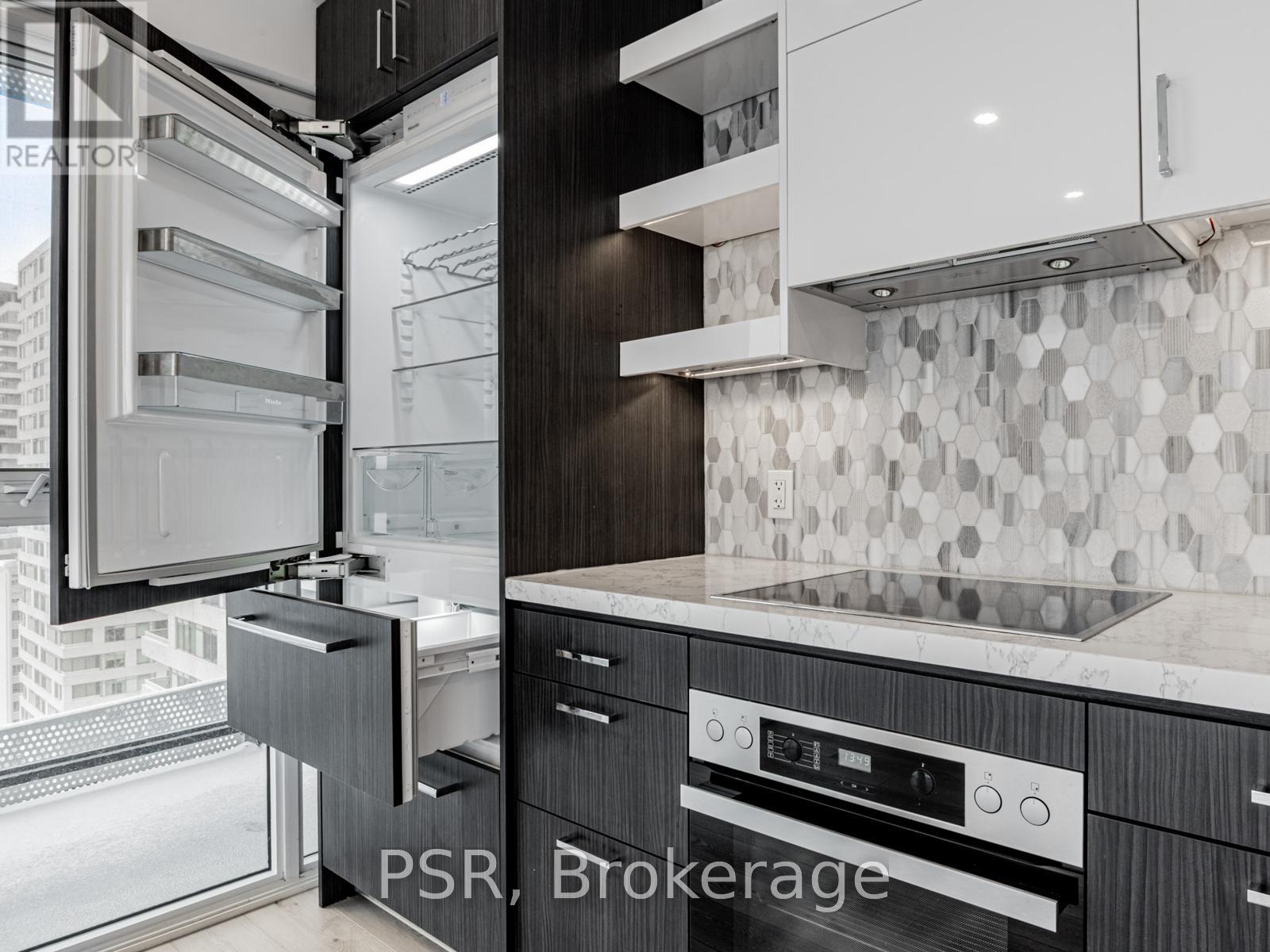 1504 - 11 Lillian Street, Toronto, Ontario  M4S 0C3 - Photo 7 - C12074563
