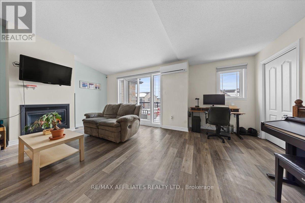 407 - 201 Eliot Street, Clarence-Rockland, Ontario  K4K 0G4 - Photo 5 - X12074666