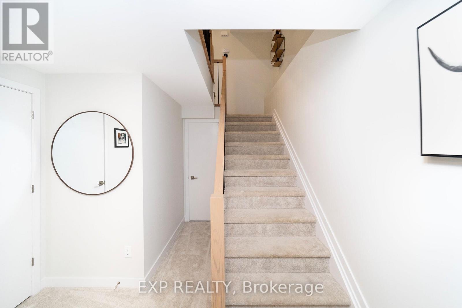 230 Finsbury Avenue, Ottawa, Ontario  K2S 2Y2 - Photo 24 - X12074708
