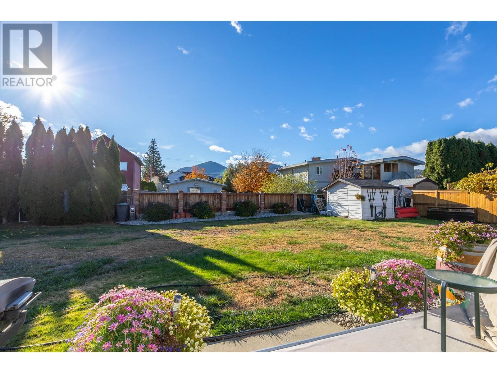 Property at 1507 Harding Street image 3