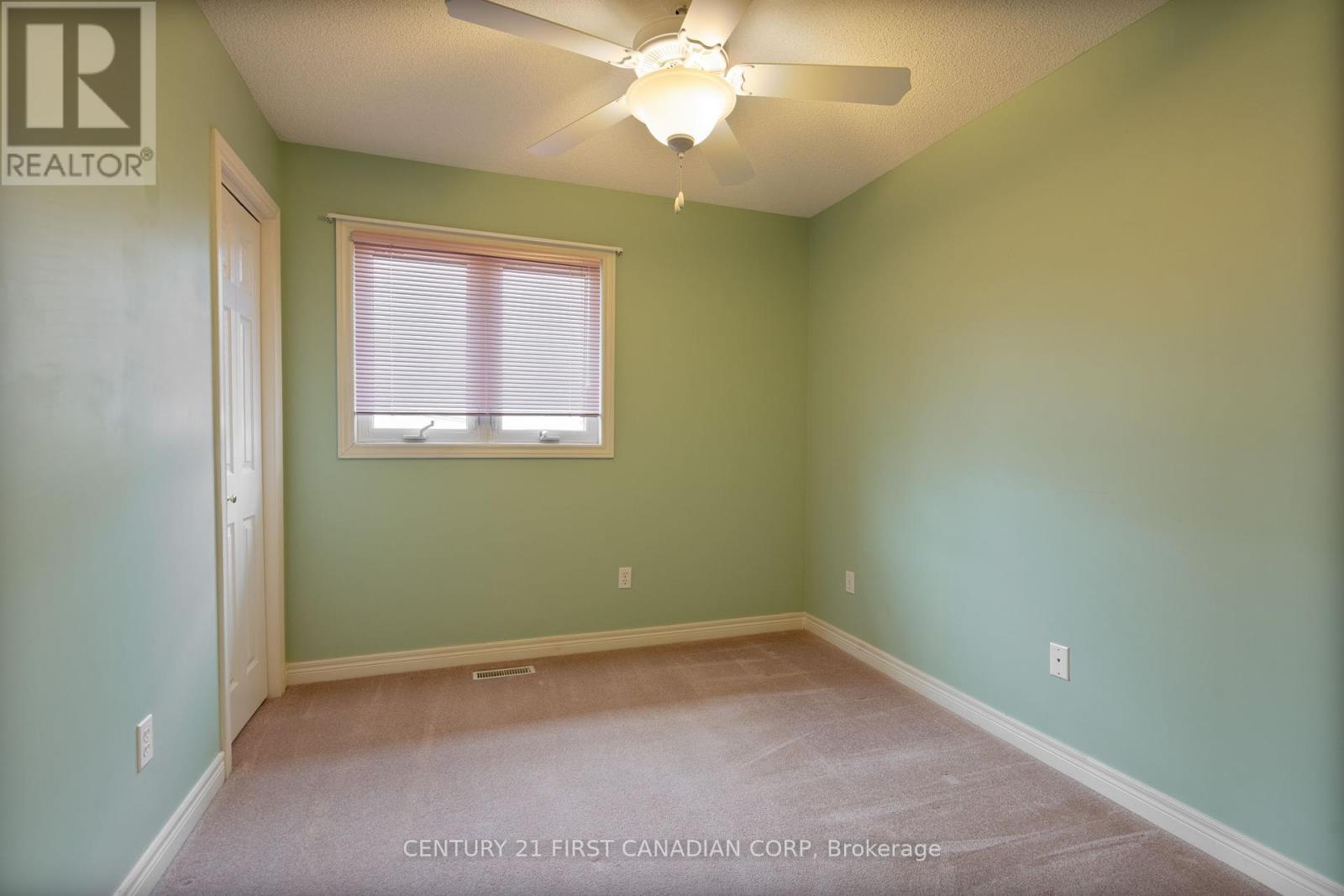 584 Wellington Street, St. Thomas, Ontario  N5R 6E1 - Photo 14 - X12074605