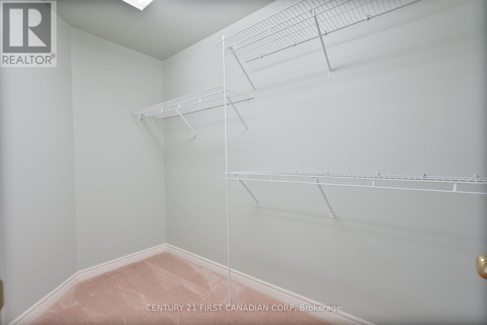 584 Wellington Street, St. Thomas, Ontario  N5R 6E1 - Photo 20 - X12074605