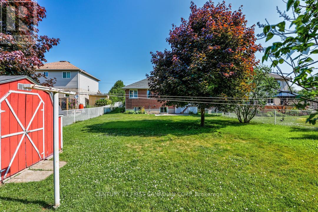 584 Wellington Street, St. Thomas, Ontario  N5R 6E1 - Photo 32 - X12074605