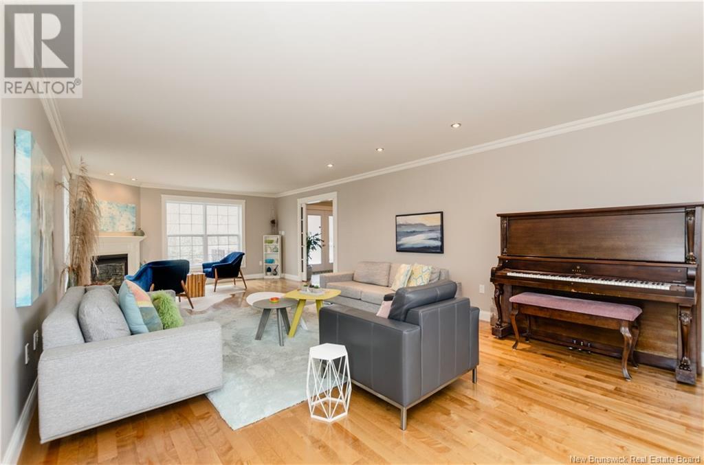 Property at 168 Goldleaf Court image 4
