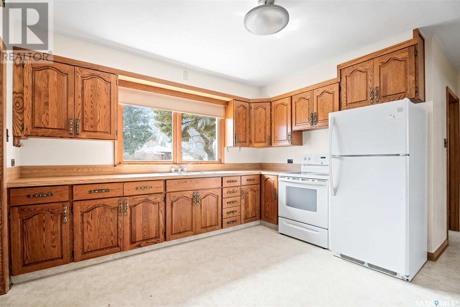 Property at 805 Duffield STREET W image 3
