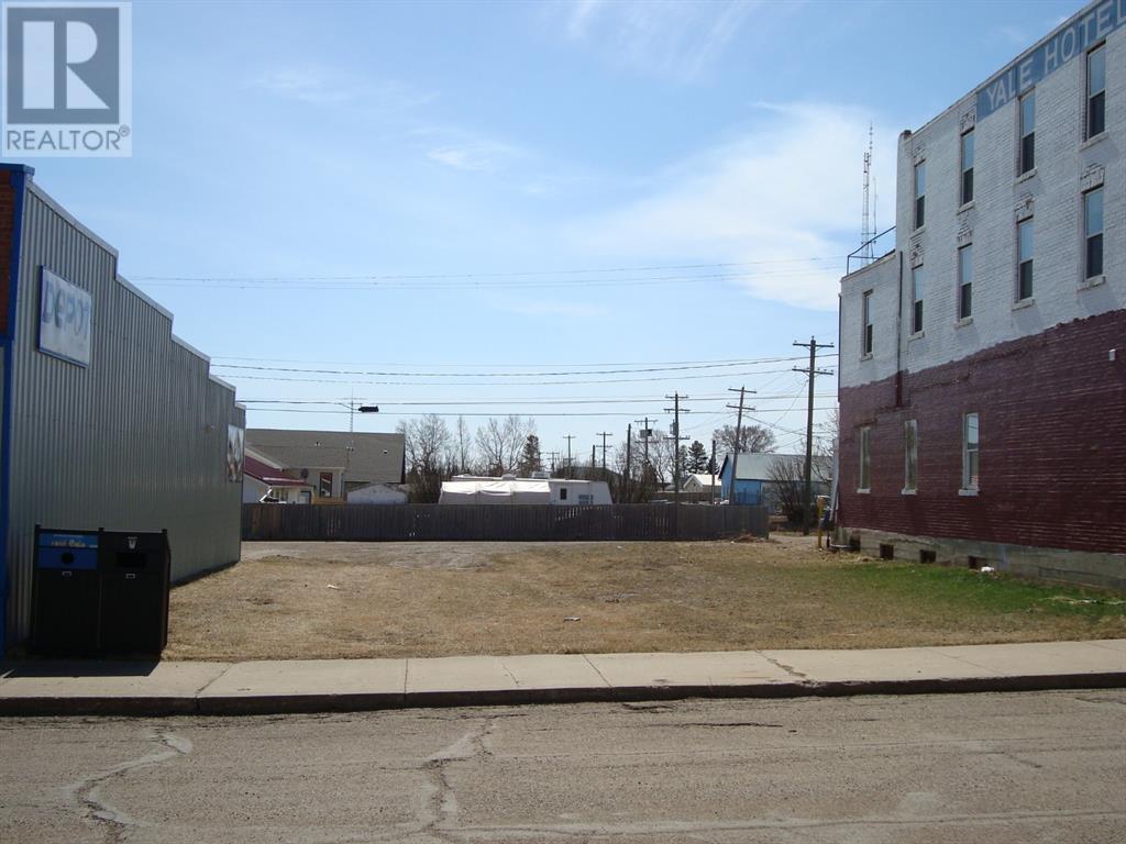207,209 Main Street, Trochu, Alberta  T0M 2C0 - Photo 3 - A1094293