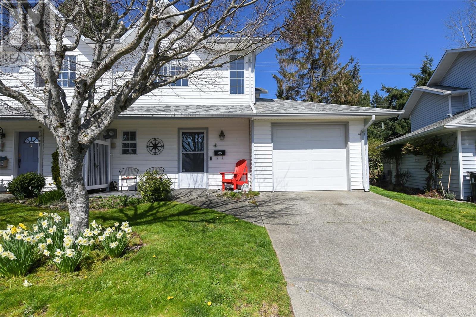 Property at 12 2200 Manor Dr image 2