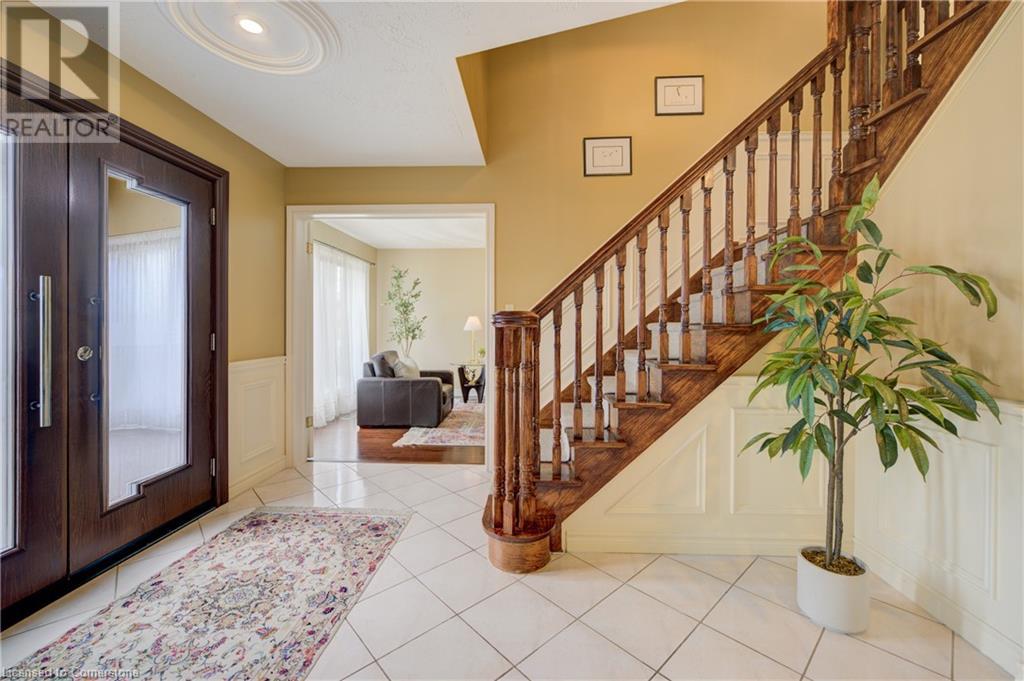 Property at 610 STONEBURY Crescent image 3