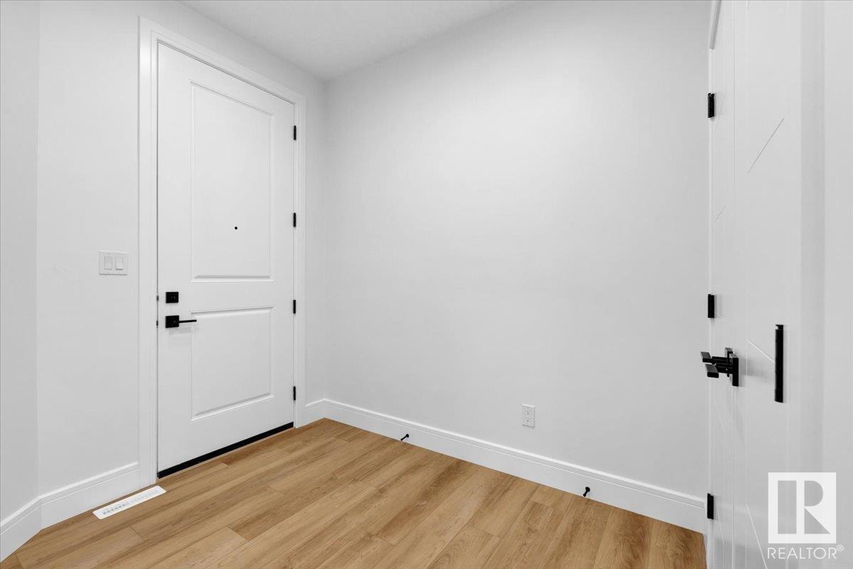 Property at 1109 GYRFALCON CR NW image 2