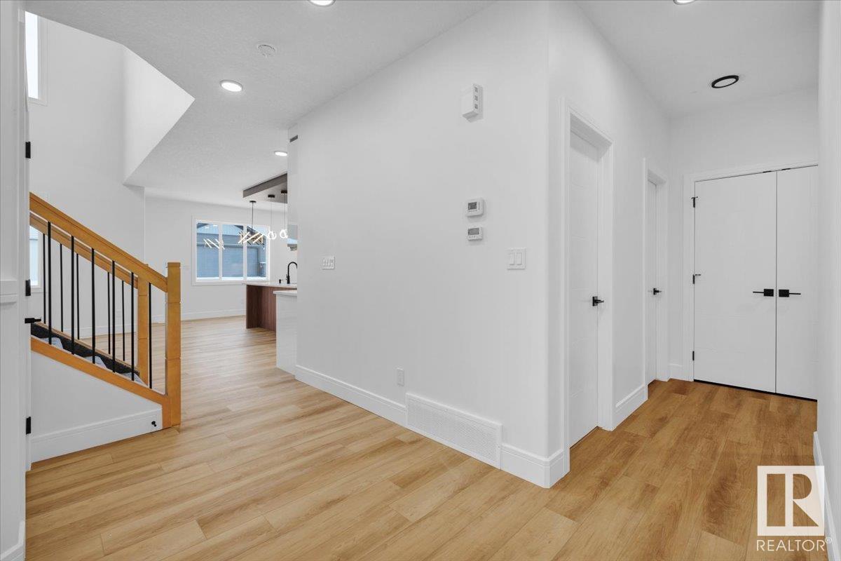 Property at 1109 GYRFALCON CR NW image 5