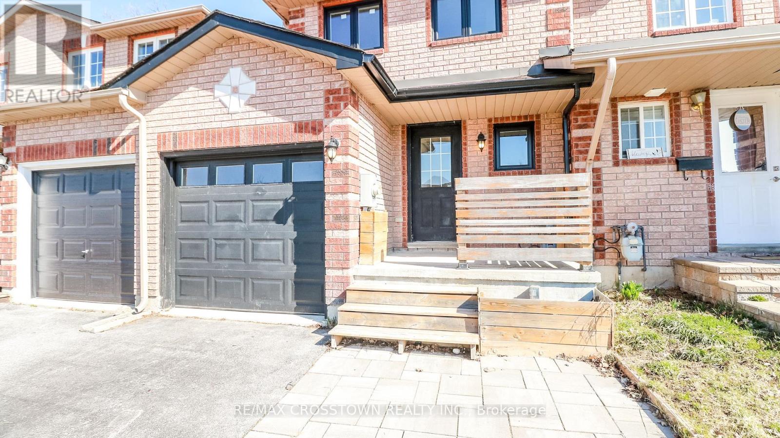 Property at 358 DUNSMORE LANE image 1