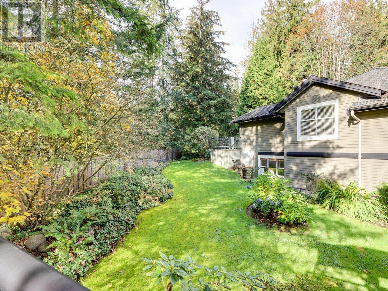 1 1900 Indian River Crescent, North Vancouver, British Columbia  V7G 2R1 - Photo 11 - R2988757