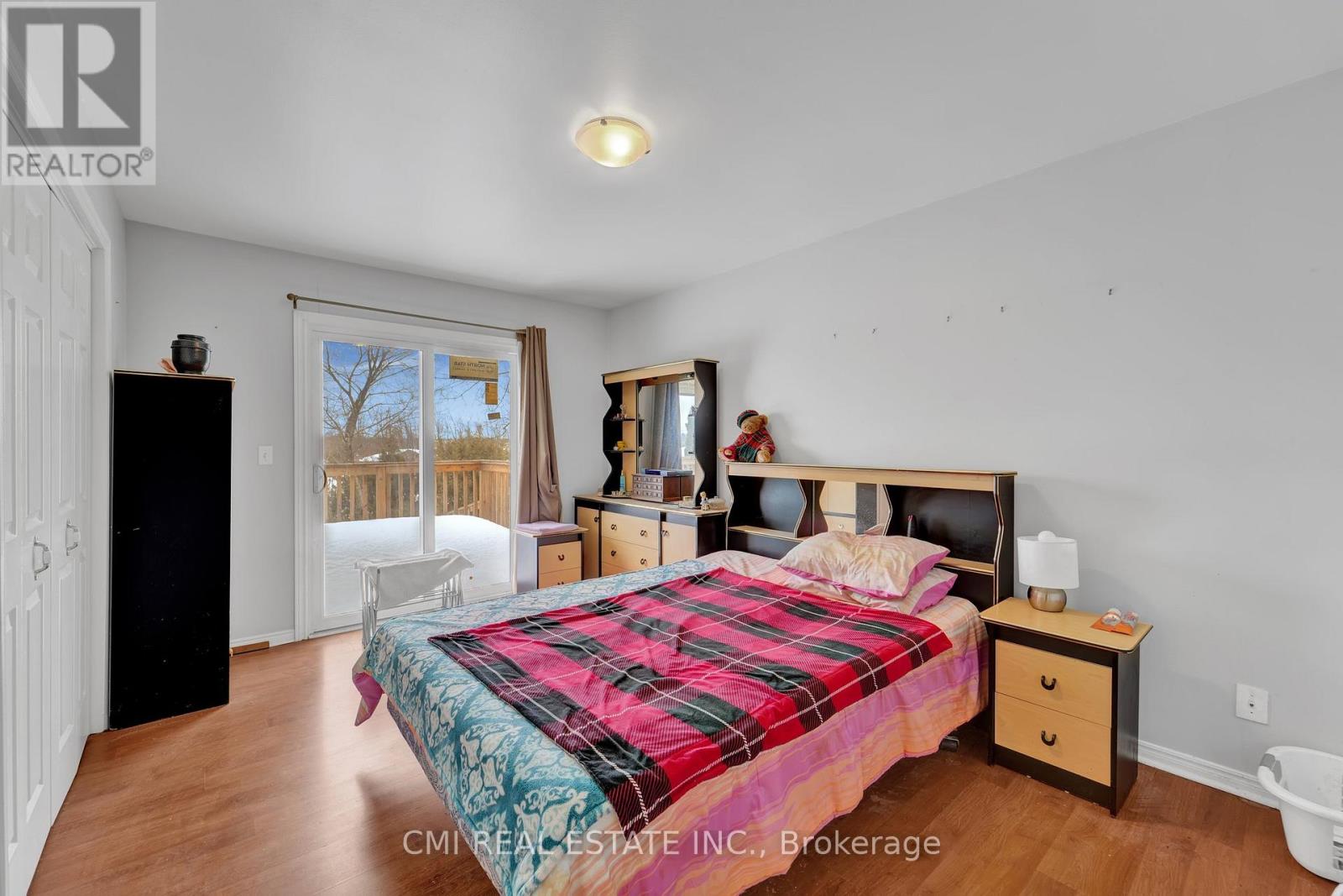 1337 Tudor Crescent, Peterborough East, Ontario  K9L 1X1 - Photo 11 - X12063857