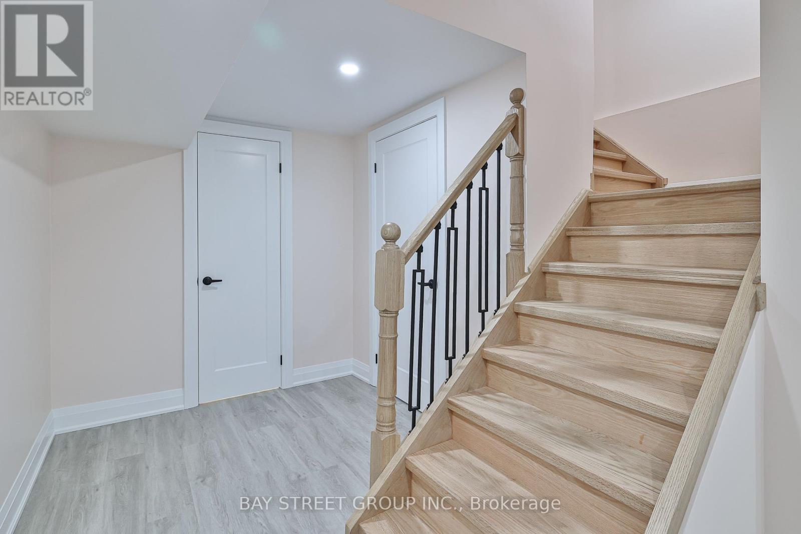 4277 Torino Crescent, Mississauga, Ontario  L4W 3T4 - Photo 30 - W12074614