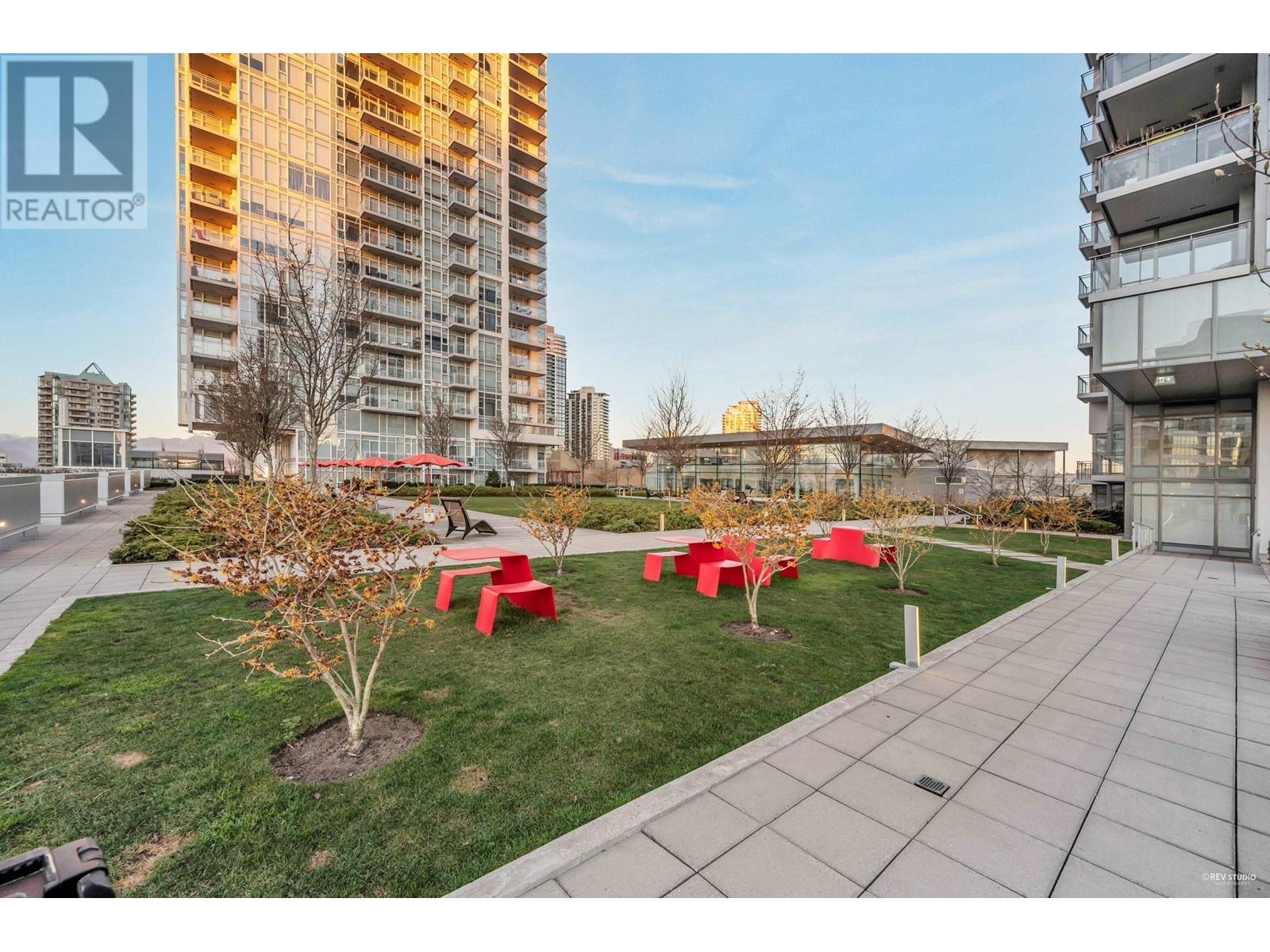 Listing Picture 22 of 24 : 3301 6098 STATION STREET, Burnaby / 本拿比 - 魯藝地產 Yvonne Lu Group - MLS Medallion Club Member