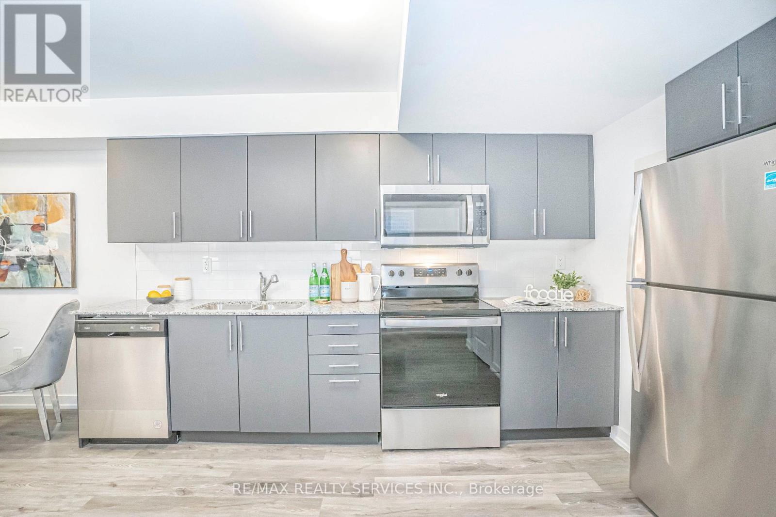 32 - 205 West Oak Trail, Kitchener, Ontario  N2R 0R9 - Photo 16 - X12074601