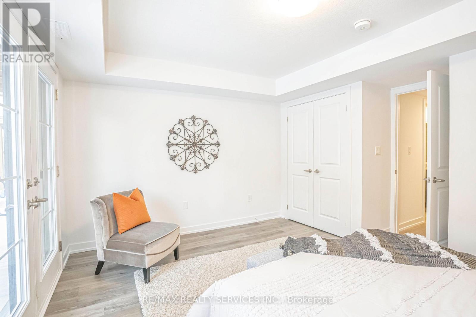 32 - 205 West Oak Trail, Kitchener, Ontario  N2R 0R9 - Photo 21 - X12074601