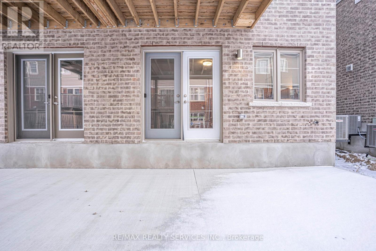 32 - 205 West Oak Trail, Kitchener, Ontario  N2R 0R9 - Photo 26 - X12074601