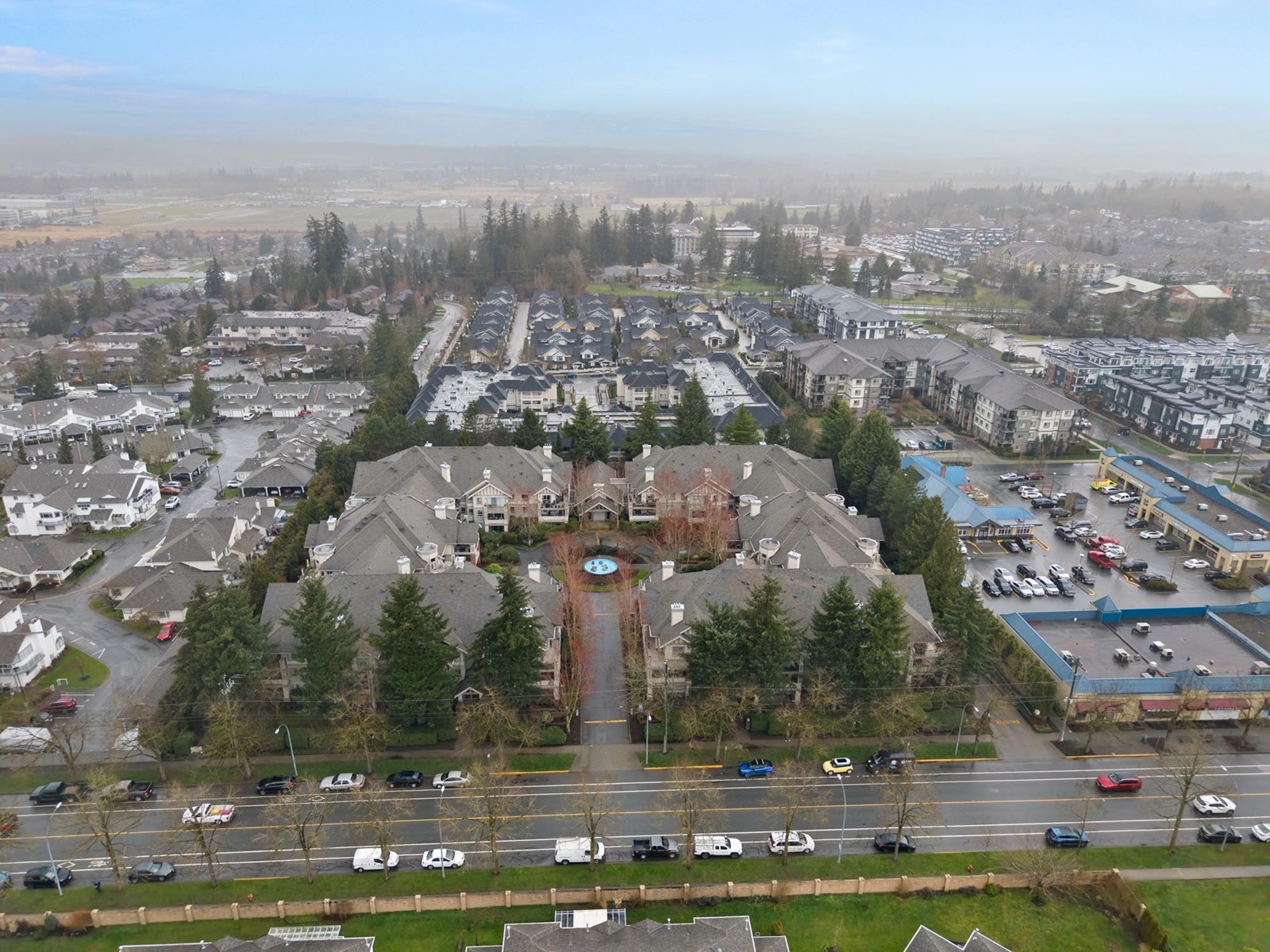 105 22015 48 Avenue, Langley, British Columbia  V3A 8L3 - Photo 4 - R2988890