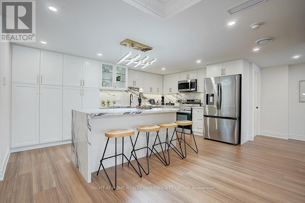 Property at 808 - 65 SPRING GARDEN AVENUE image 5