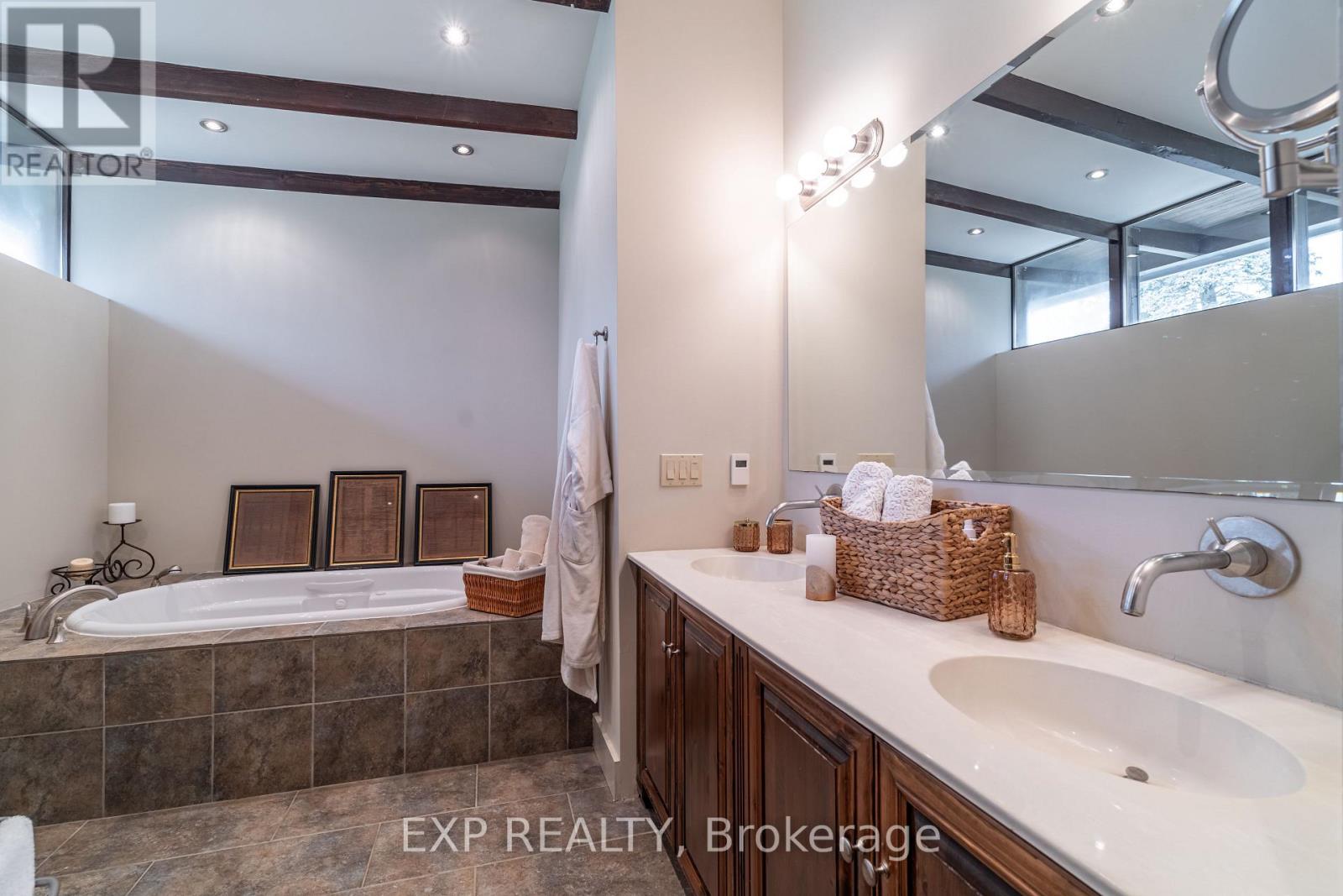6165 19th Avenue, Markham, Ontario  L3P 3J3 - Photo 24 - N12074644