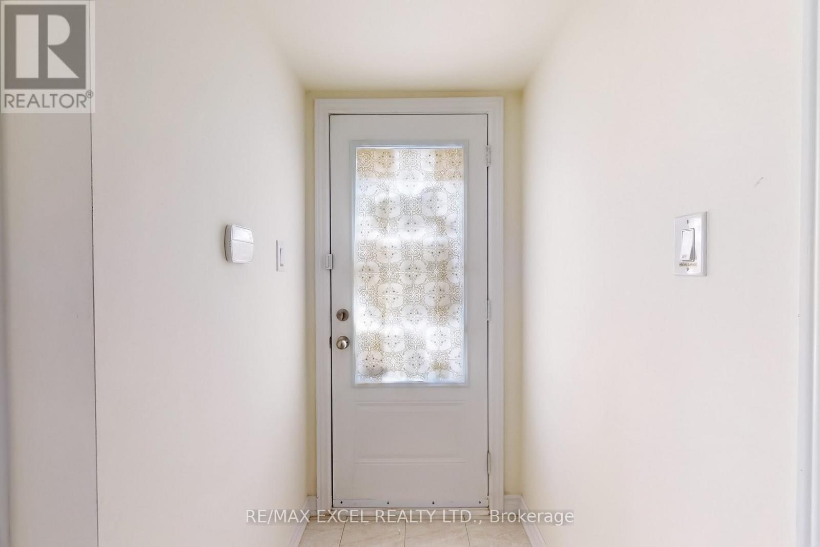 23 Rougeview Park Crescent, Markham, Ontario  L6E 0S7 - Photo 28 - N12074691