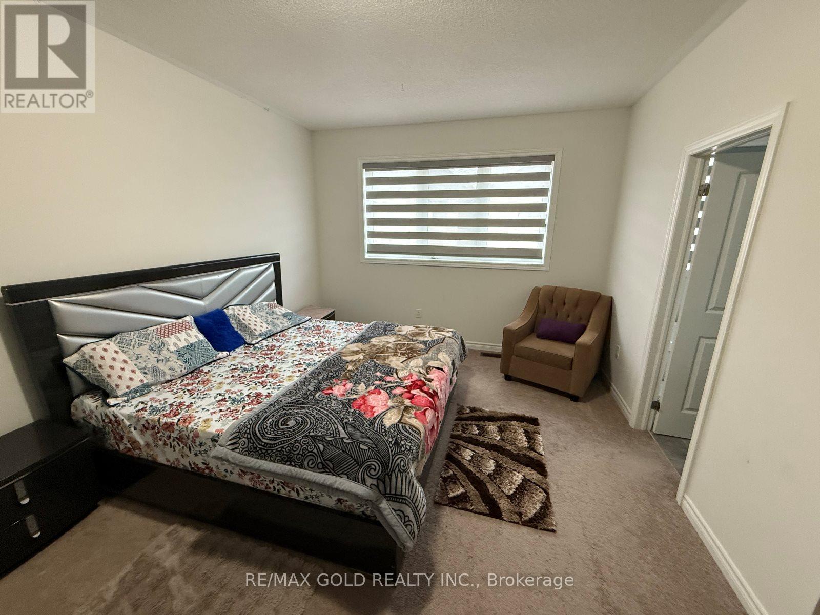 55 Calabria Drive, Caledon, Ontario  L7C 4L2 - Photo 40 - W12074664
