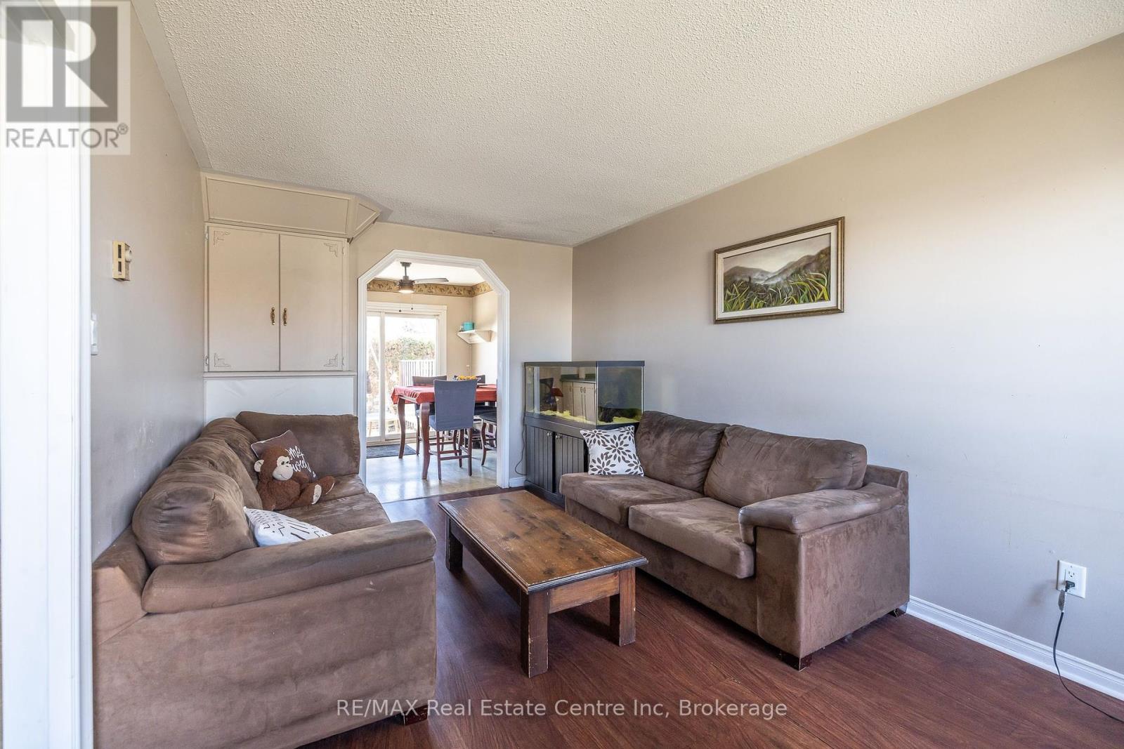 10 - 20 Mountainview Road, Halton Hills, Ontario  L7G 4K3 - Photo 15 - W12074798