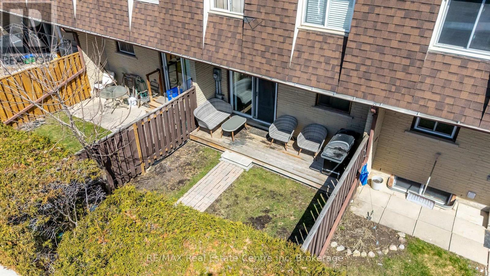 10 - 20 Mountainview Road, Halton Hills, Ontario  L7G 4K3 - Photo 45 - W12074798