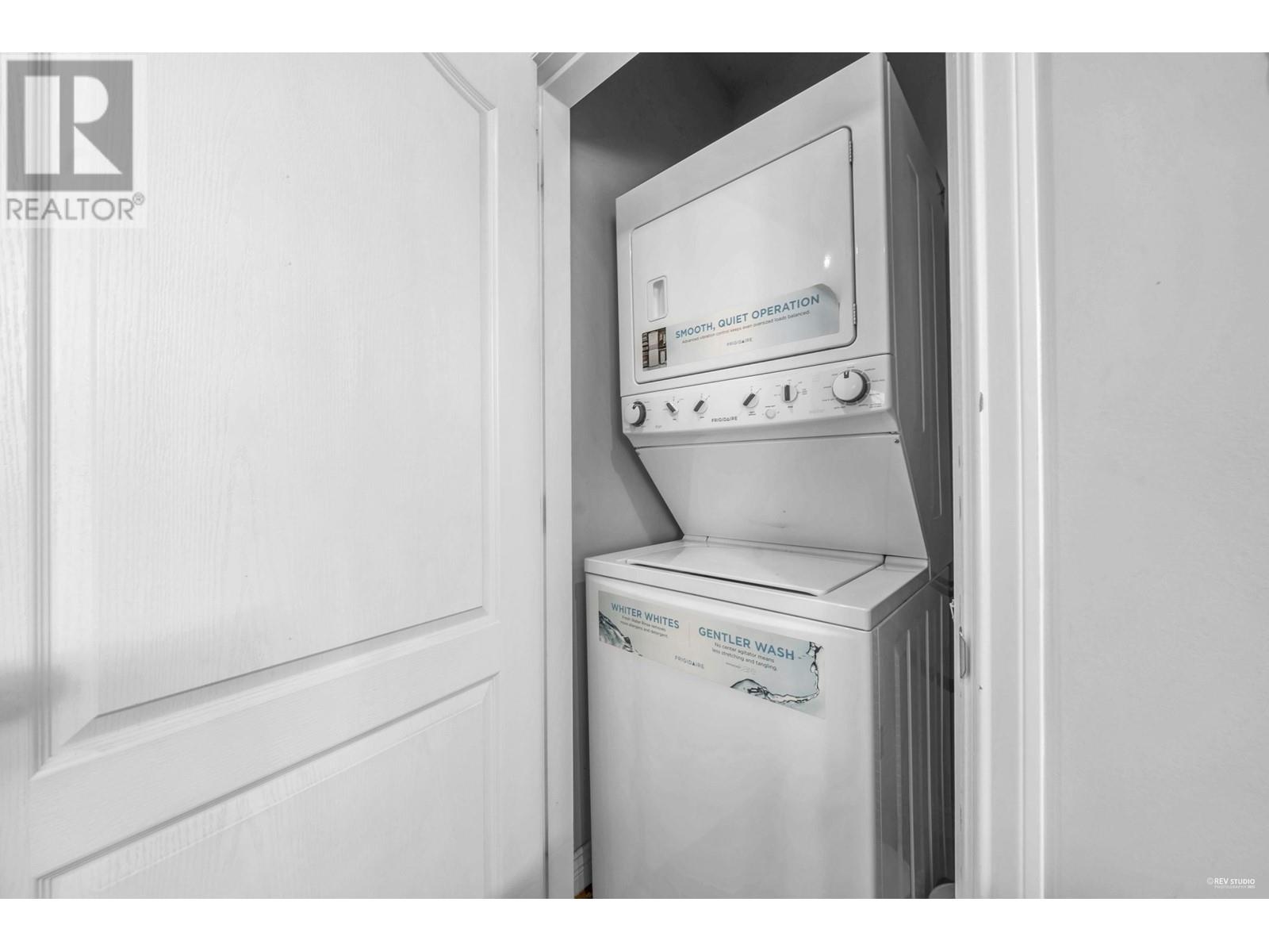 Property at 7788 HEDLEY AVENUE image 3