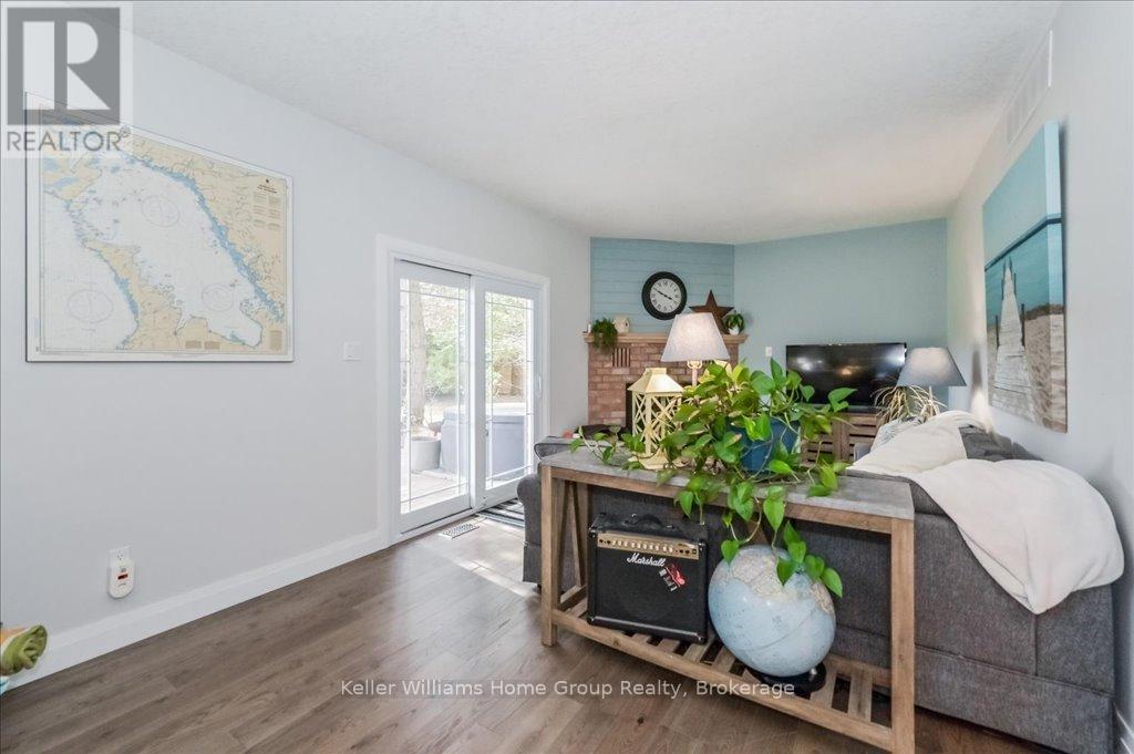 4 Sargent Boulevard, Centre Wellington, Ontario  N0B 1J0 - Photo 19 - X12074796