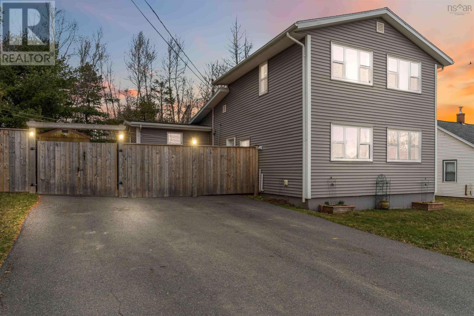 163 Old Halifax Road West Road, Three Mile Plains, Nova Scotia  B0N 2T0 - Photo 1 - 202507437