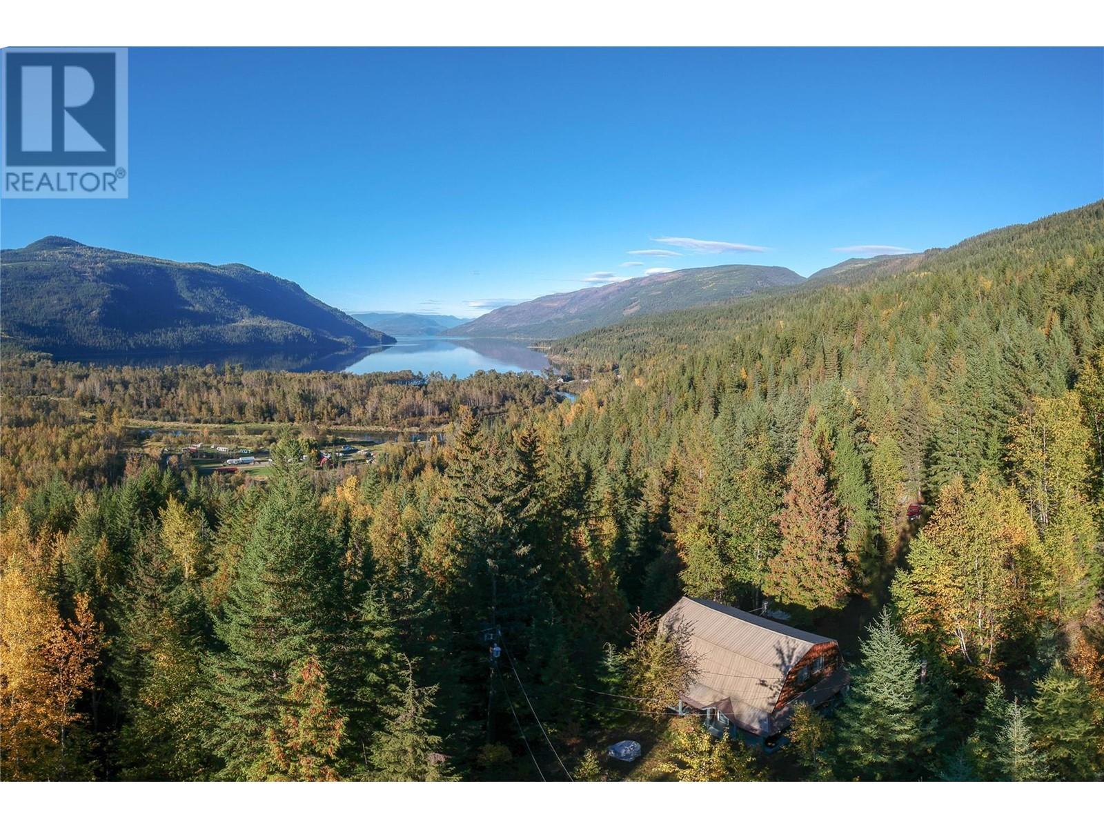 3217 Lumby Mabel Lake Road, Lumby, British Columbia