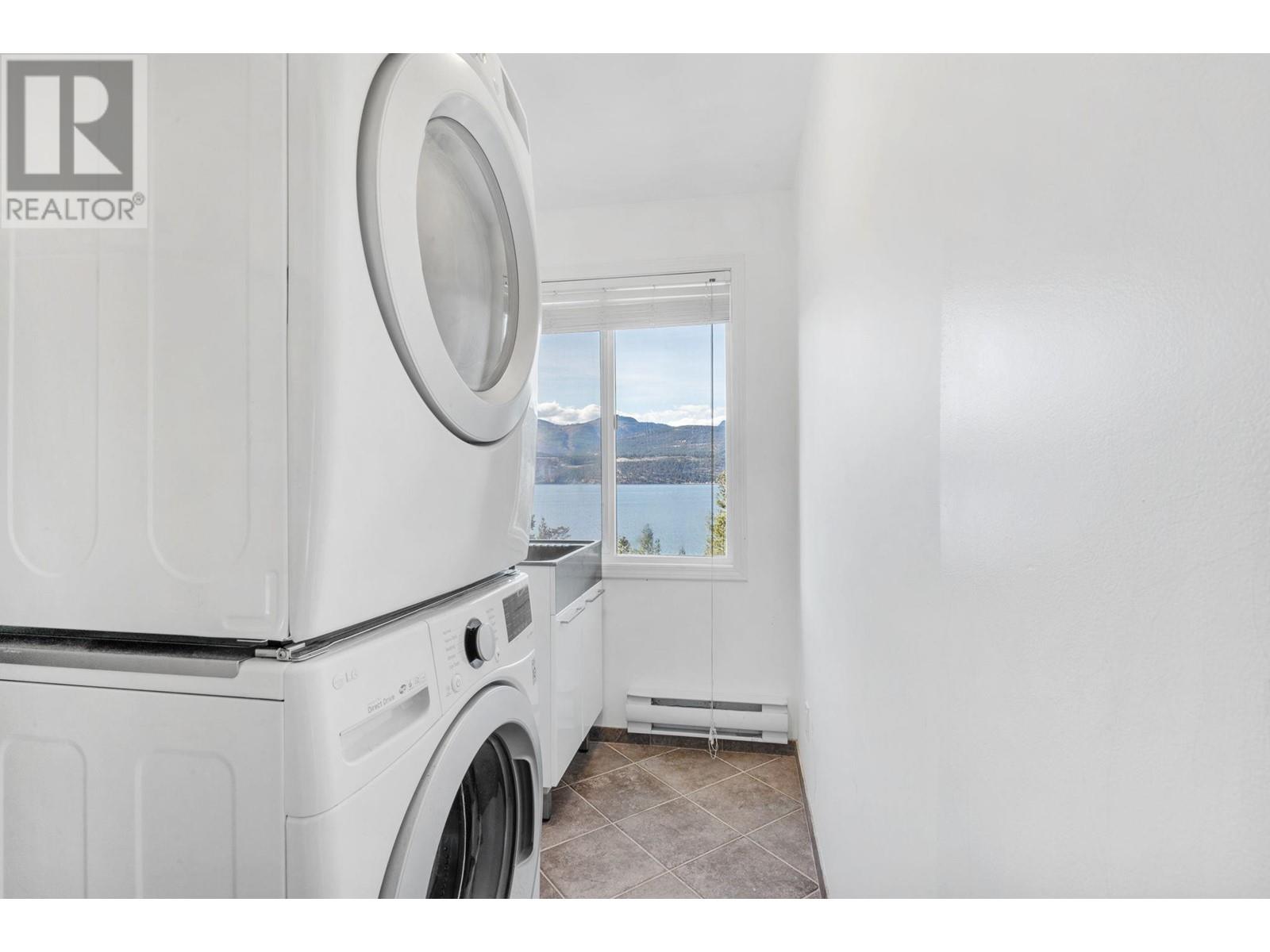 16639 Wentworth Road, Lake Country, British Columbia  V4V 1C3 - Photo 38 - 10342227