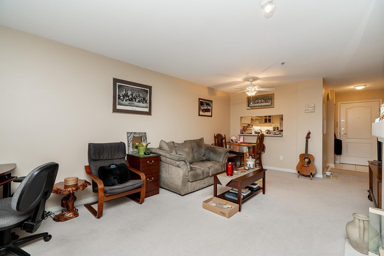 207 19528 Fraser Highway, Surrey, British Columbia  V3S 8P4 - Photo 17 - R2988092