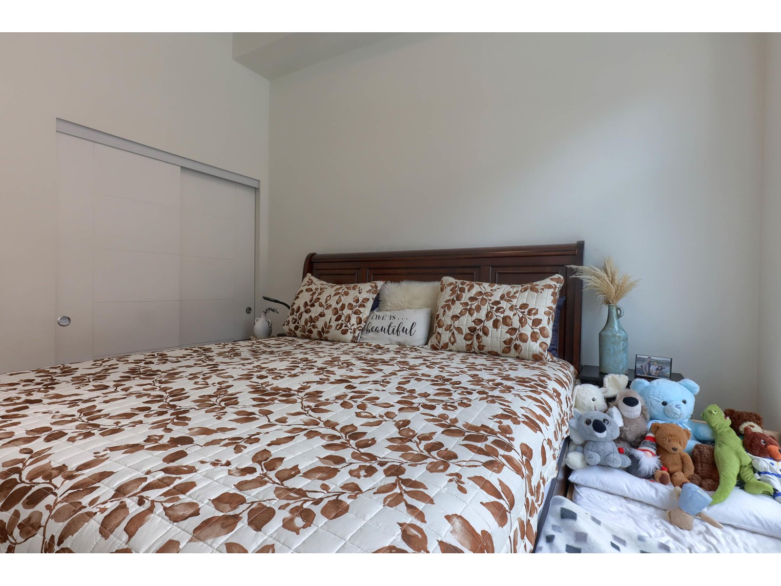 101 14225 103a Avenue, Surrey, British Columbia  V3T 0E1 - Photo 6 - R2985863