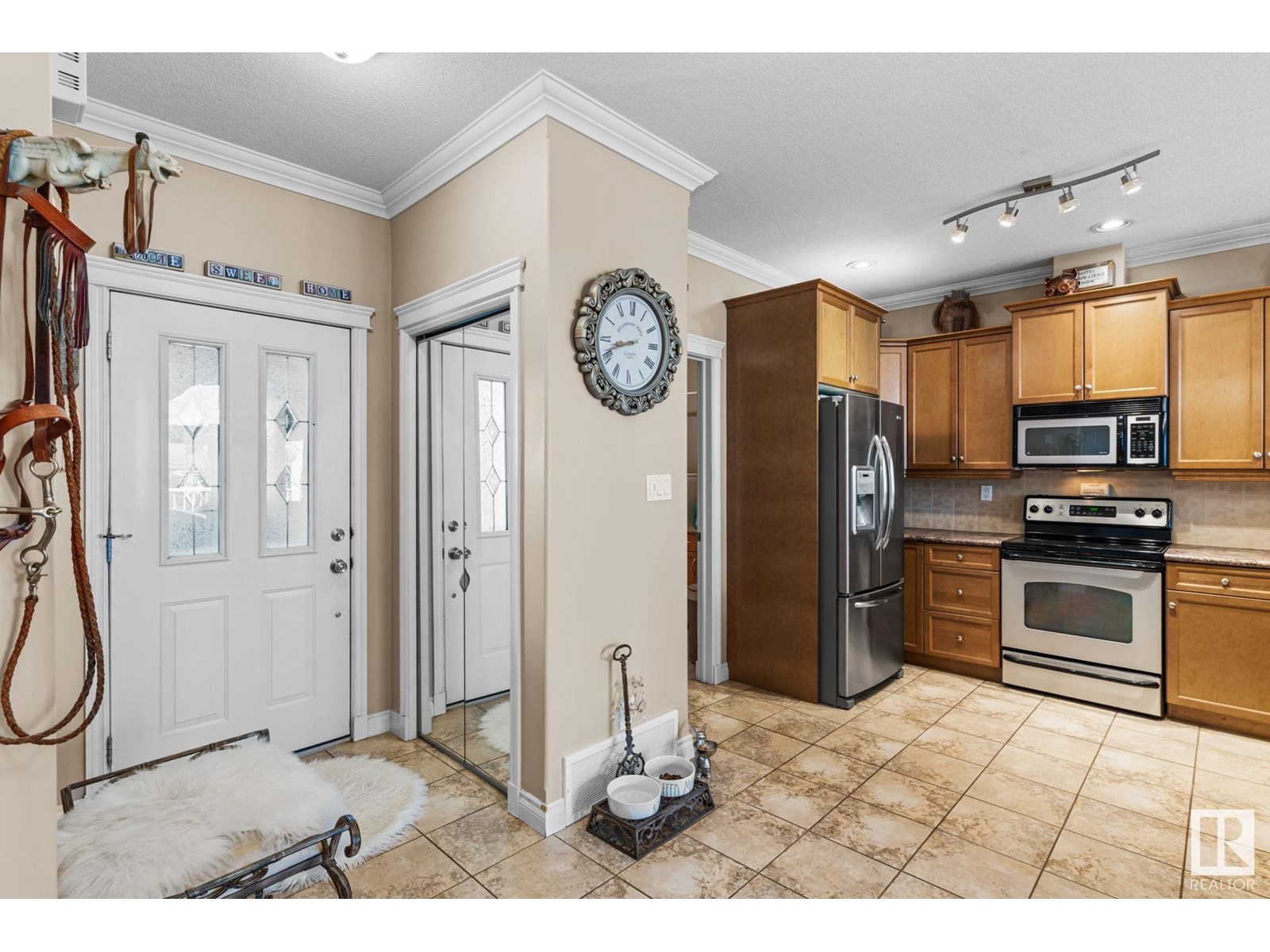 Property at #7 13808 155 AV NW image 4