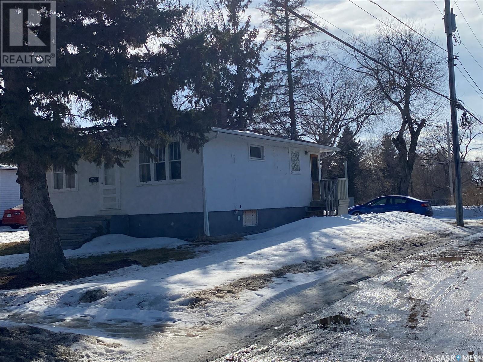 12 Elizabeth AVENUE, Yorkton, Saskatchewan