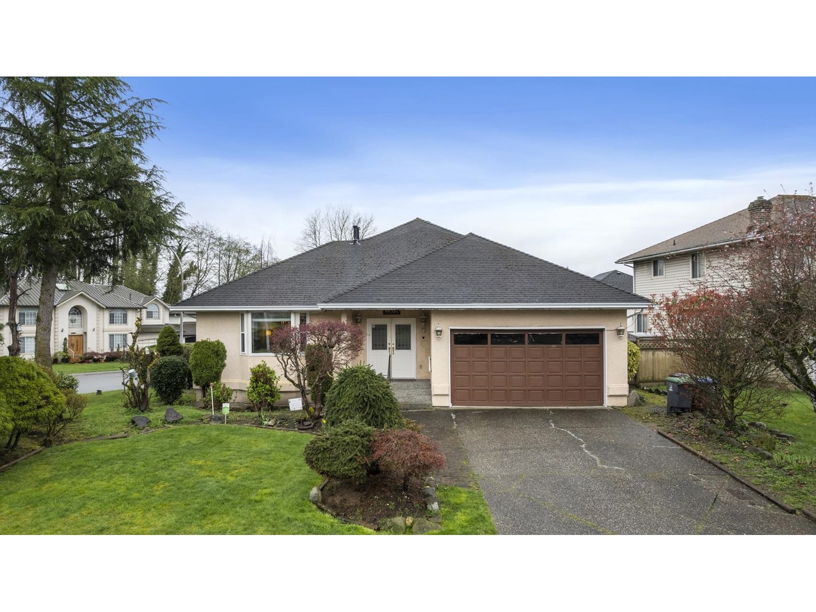 14092 86A AVENUE, surrey, British Columbia