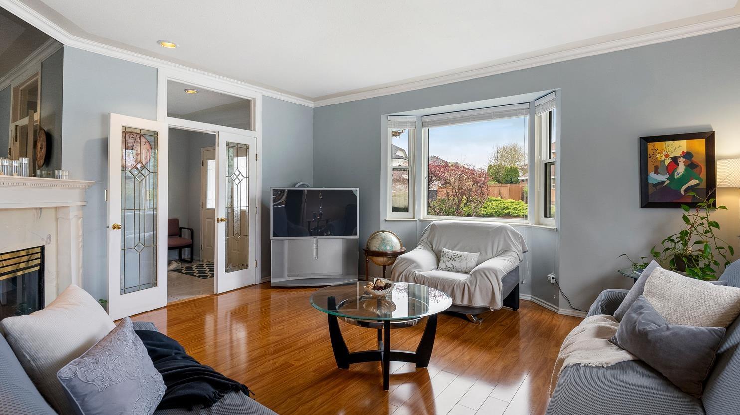 14092 86a Avenue, Surrey, British Columbia  V3W 0V9 - Photo 4 - R2988622