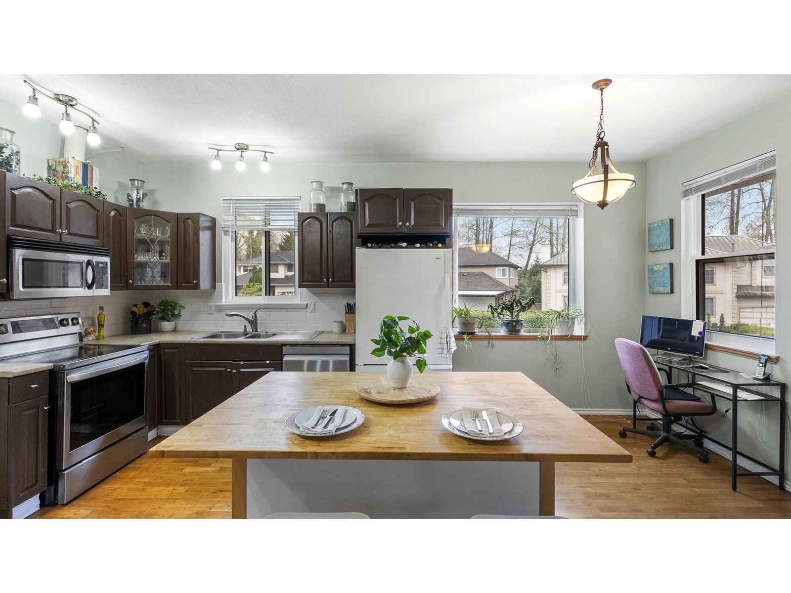 14092 86a Avenue, Surrey, British Columbia  V3W 0V9 - Photo 17 - R2988622