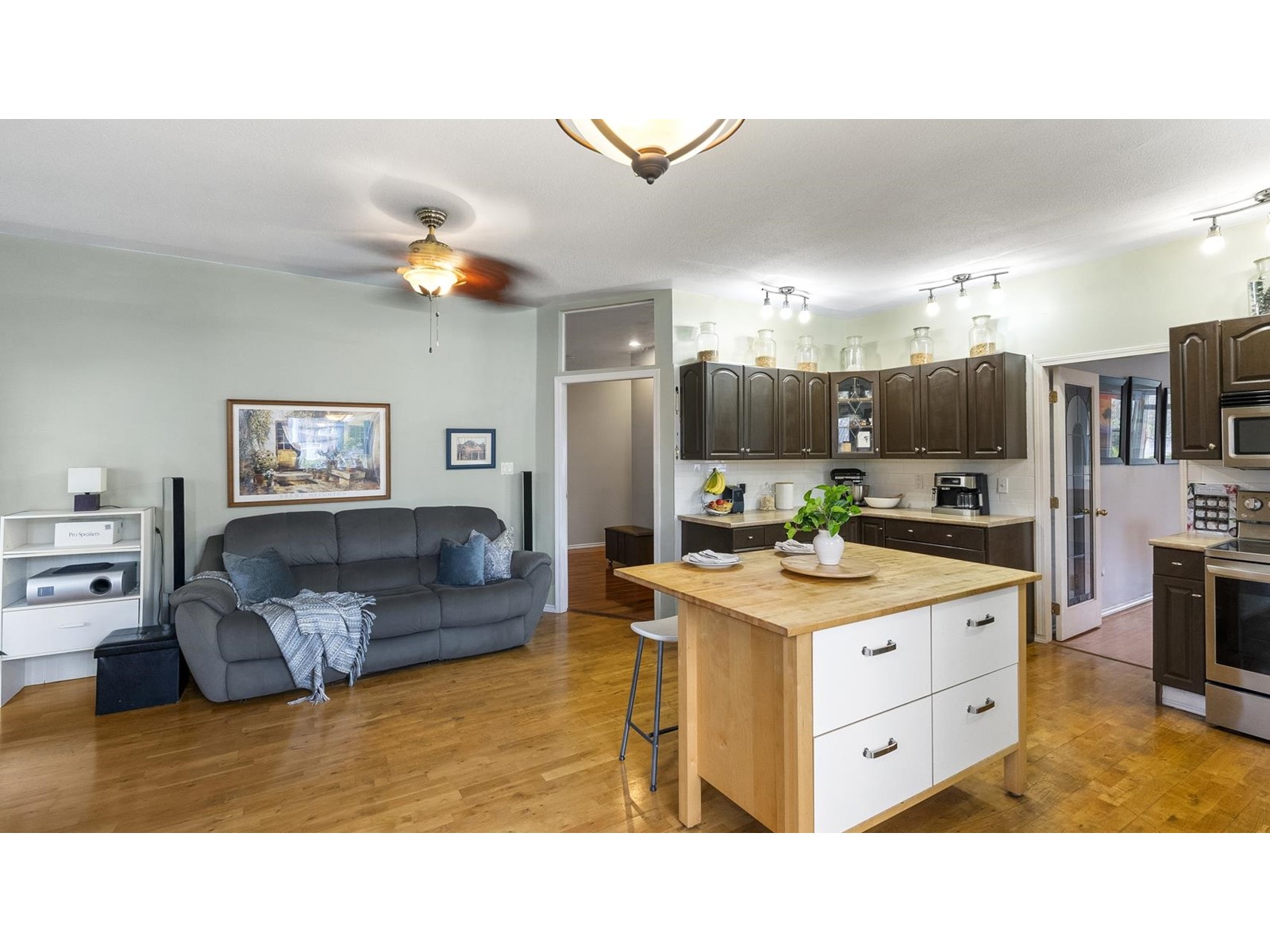 14092 86a Avenue, Surrey, British Columbia  V3W 0V9 - Photo 19 - R2988622