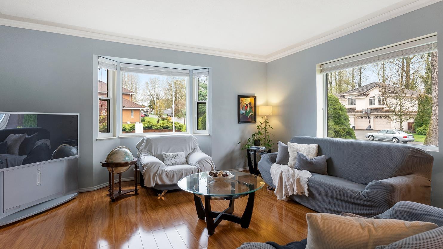 14092 86a Avenue, Surrey, British Columbia  V3W 0V9 - Photo 3 - R2988622