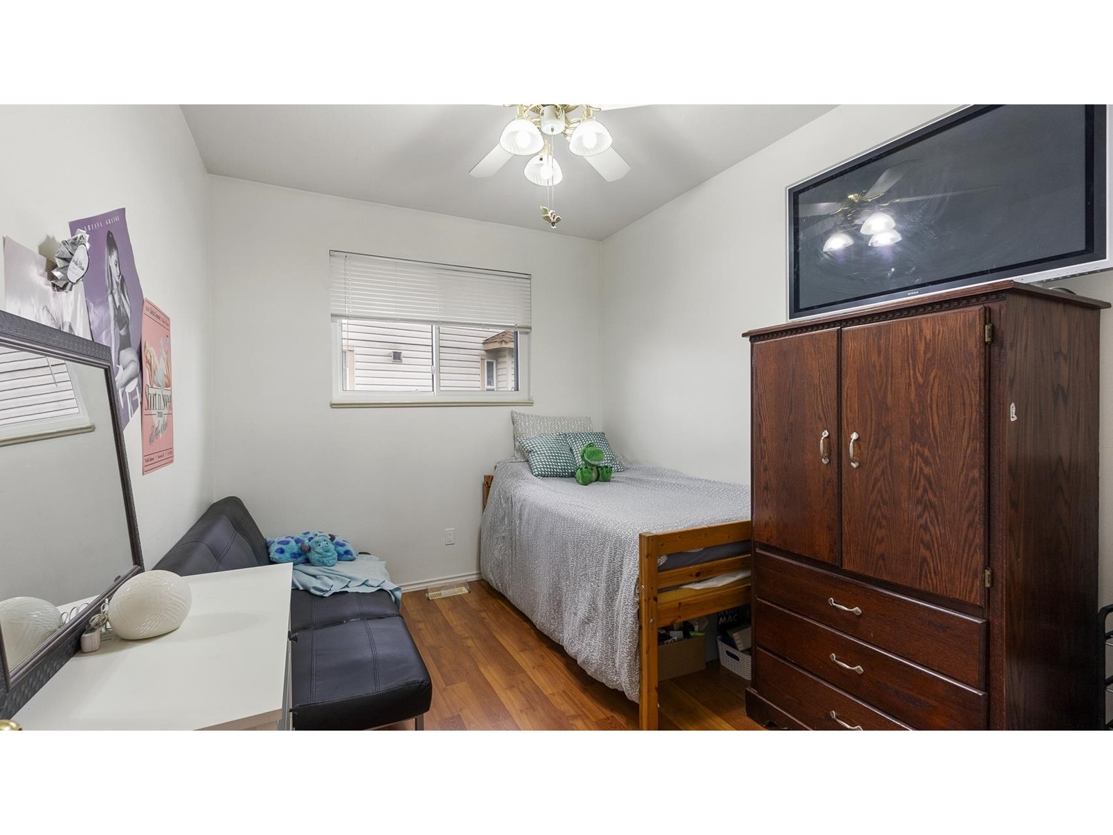 14092 86a Avenue, Surrey, British Columbia  V3W 0V9 - Photo 23 - R2988622