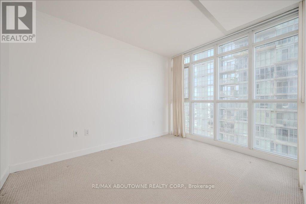 2805 - 21 Iceboat Terrace, Toronto (Waterfront Communities), Ontario  M5V 4A9 - Photo 11 - C12074739