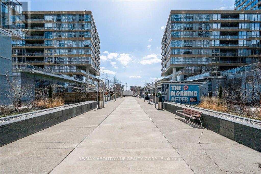 2805 - 21 Iceboat Terrace, Toronto (Waterfront Communities), Ontario  M5V 4A9 - Photo 27 - C12074739