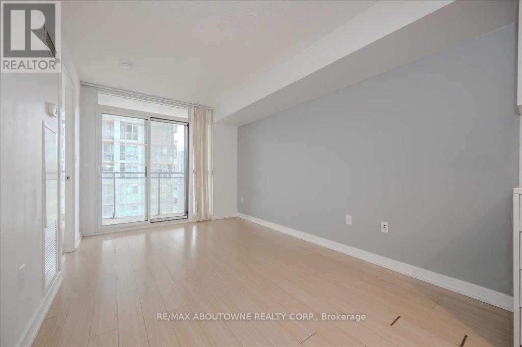 2805 - 21 Iceboat Terrace, Toronto (Waterfront Communities), Ontario  M5V 4A9 - Photo 8 - C12074739