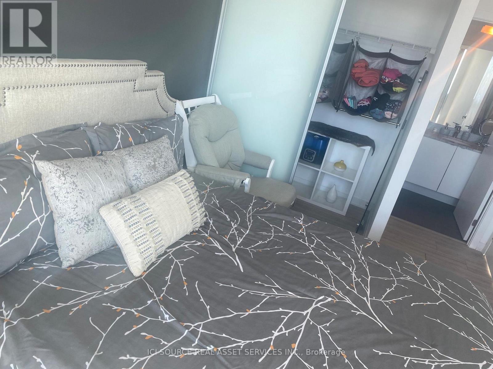 2105 - 150 East Liberty Street, Toronto (Niagara), Ontario  M6K 3R5 - Photo 13 - C12074785